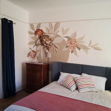 Bed and Breakfast La Parenthese A Etrigny Zewnętrze zdjęcie